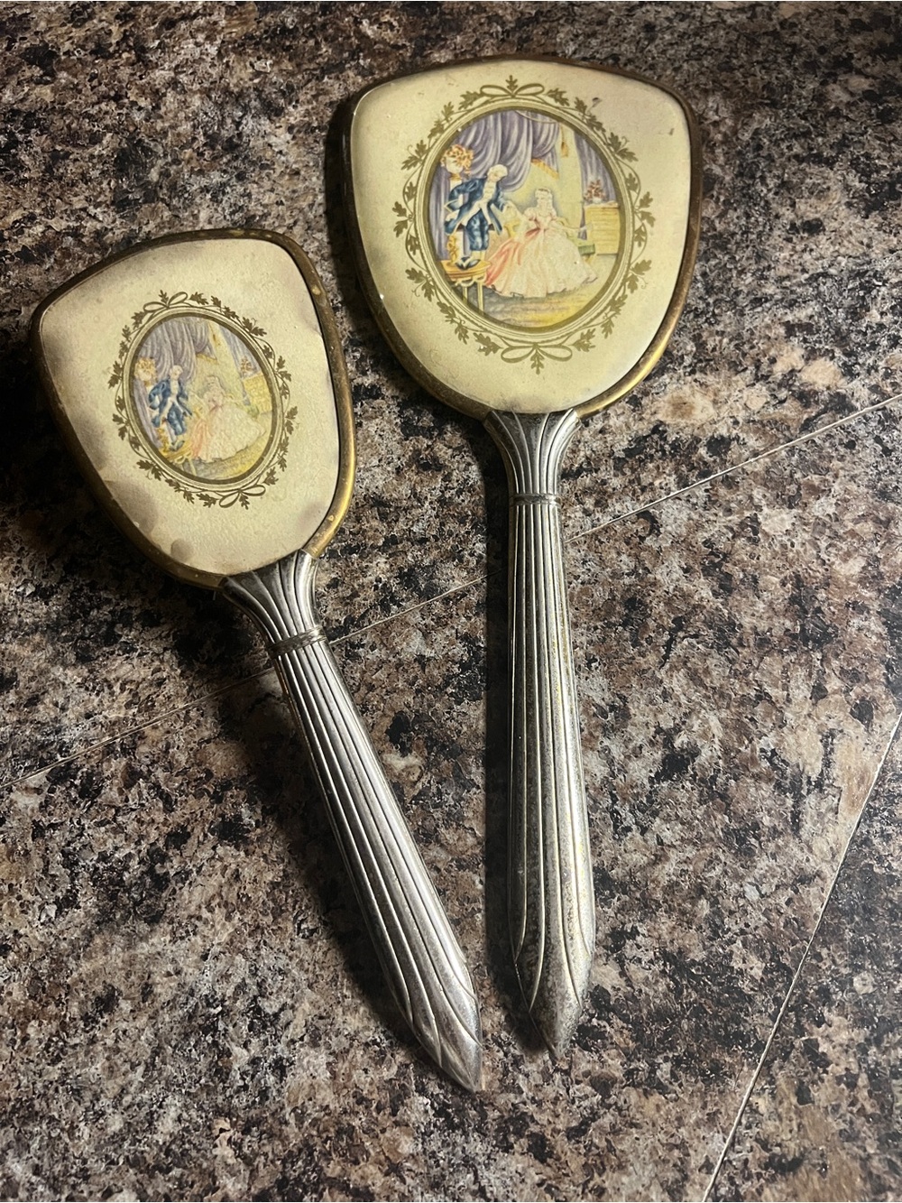 Vintage Floral Portrait Hand Mirror Set in Cream and Gold